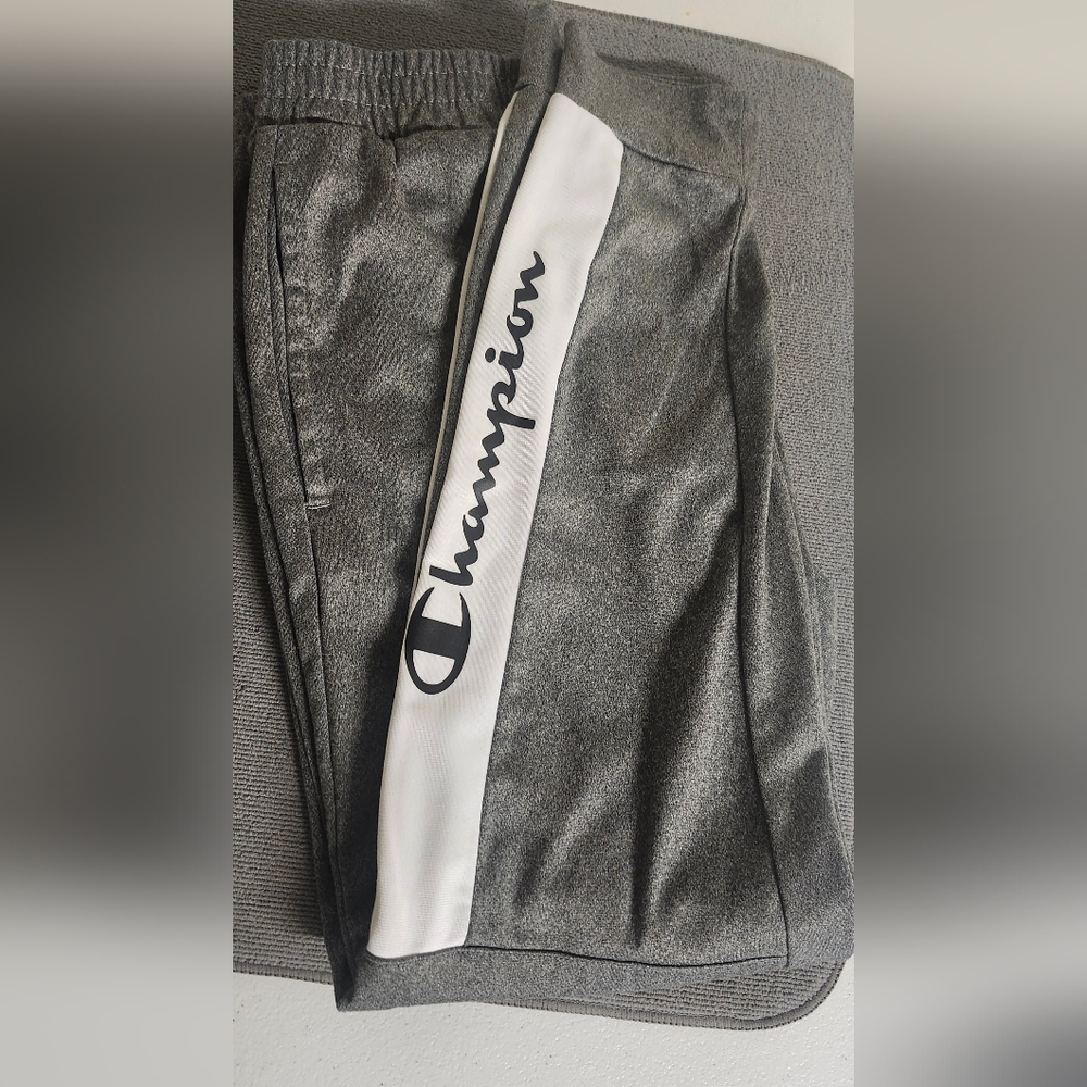 Champion Athletic Sweats in Gray and White